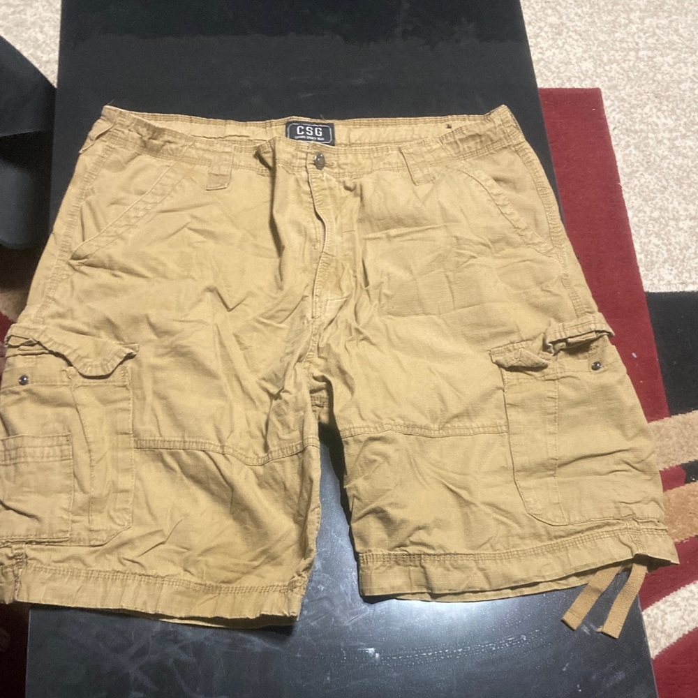 CSU Men's Tan Cargo Shorts